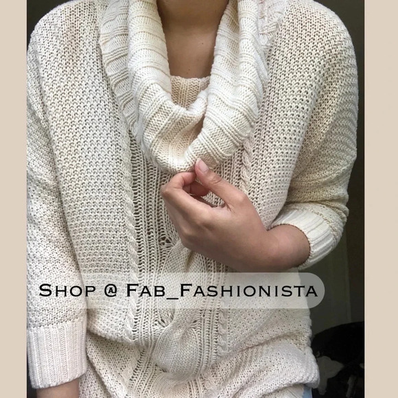 Knit Oversized Sweater Express size Small - Picture 11 of 17